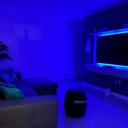 Stayover In Miami Home 2Br - 1Bth - Free Parking Εξωτερικό φωτογραφία
