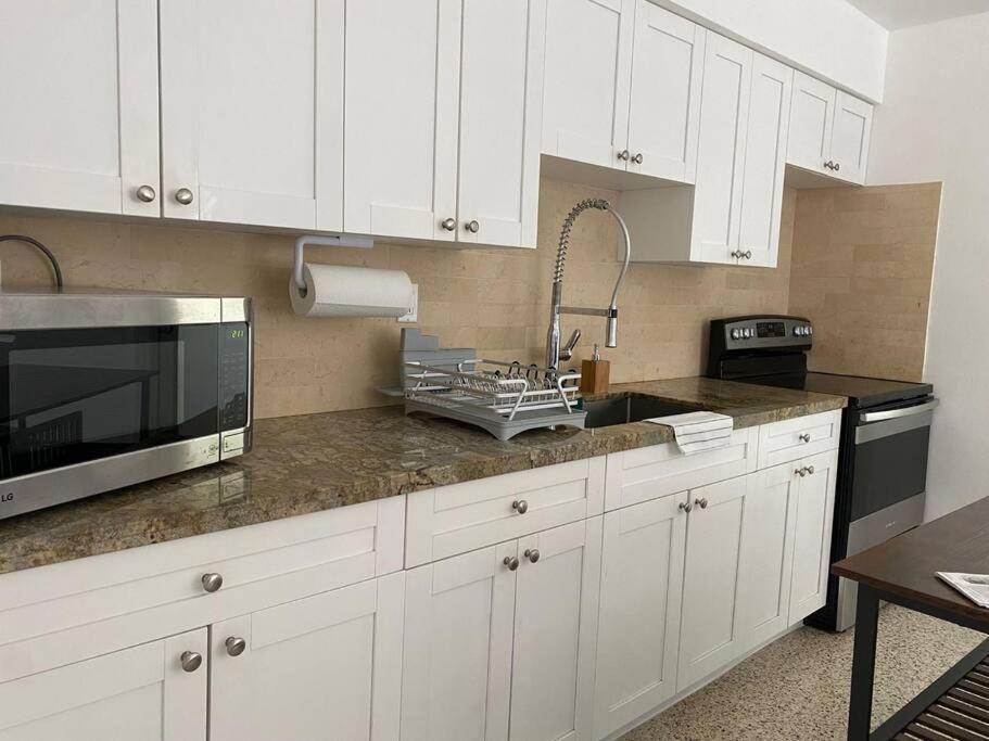 Stayover In Miami Home 2Br - 1Bth - Free Parking Εξωτερικό φωτογραφία